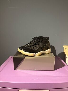 Jordan Men's Black High-Top Sneakers with Cream Soles